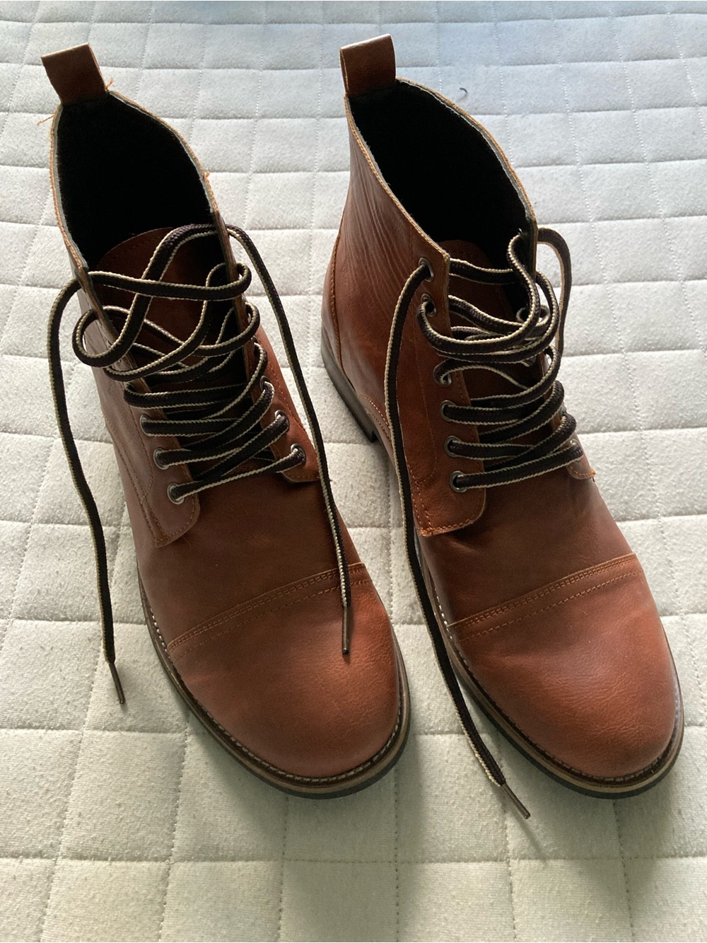West Louis Men's Tan Leather Chukka Boots with Lace-Up Closure